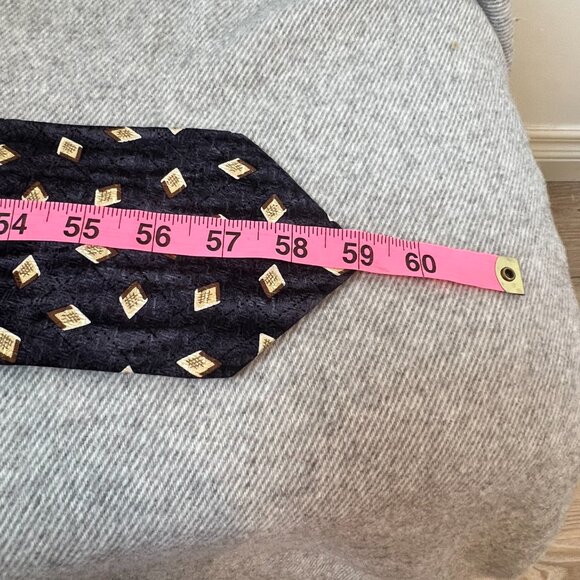 Pierre Cardin Italian Silk Tie (Made in USA) - Elevate Your Look! - Picture 5 of 5